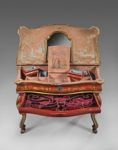 CONSOLE in red lacquered wood decorated with...