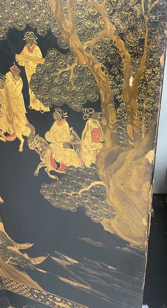 CHINA, Canton - Early 19th century
Six-leaf...