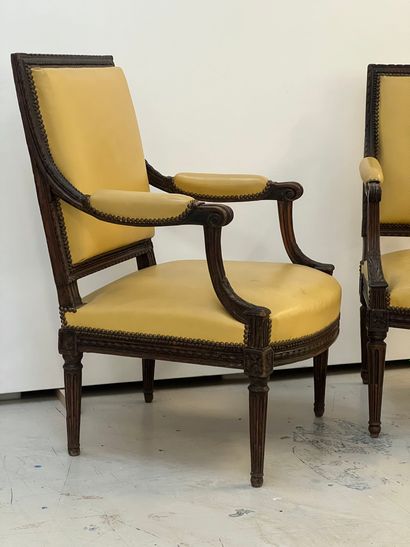Paire de fauteuils à dossier plat carré en...
