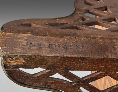 Pair of hanging corner shelves. Moving uprights...