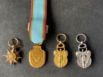 Ministerial orders, set of four miniatures:...