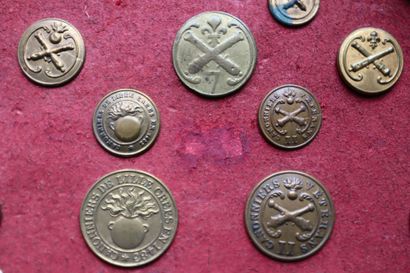 Artillery and miscellaneous - Lot of buttons...