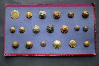 Schools - Lot of buttons from various periods...