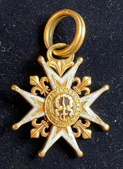 Order of Saint-Louis - Louis XV, very slightly...