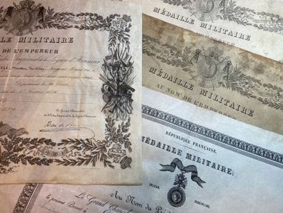 Military medal, lot of four patents printed...