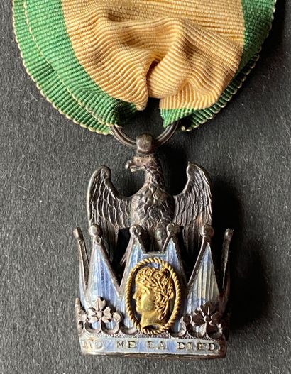 Ordre de la Couronne de Fer, fondé en 1805,...