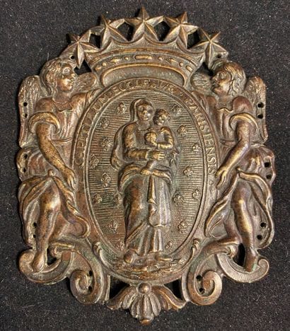 Paris, chapitre de Notre-Dame, plaque d'applique...