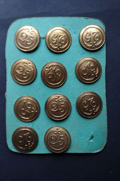 Infantry - Lot of troop and officer buttons...