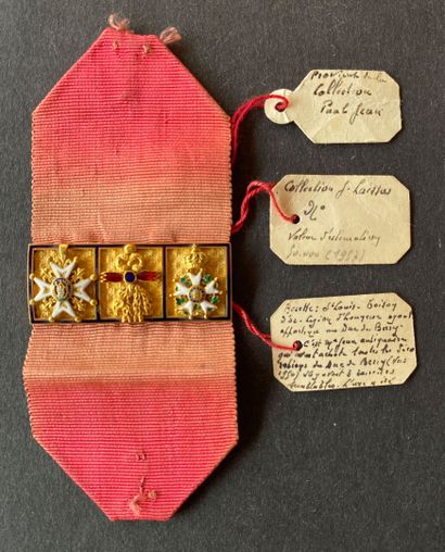 Précieux souvenir du duc de Berry
Barrette...