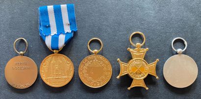 Récompenses de diocèse - Lot de cinq: Avignon,...