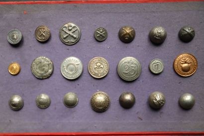 Artillery and miscellaneous - Lot of buttons...