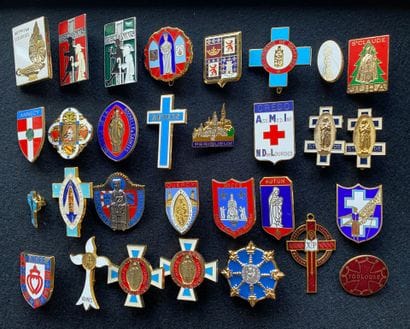 Pèlerinages - Lot d'une trentaine d'insignes...