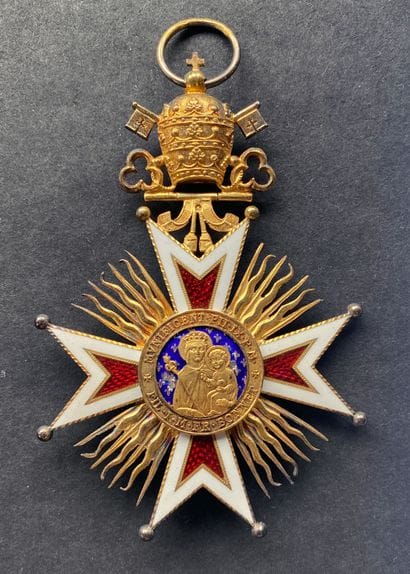 Viviers, croix de chanoine de la cathédrale,...