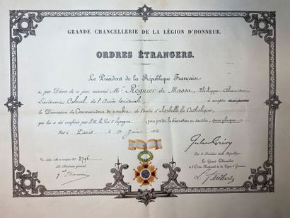 Légion d'honneur - Grande Chancellerie, deux...