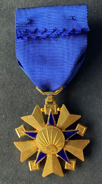 Ordre de la Santé publique, created in 1938,...