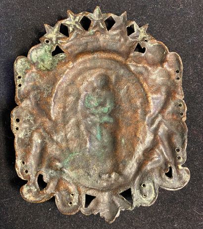 Paris, chapitre de Notre-Dame, plaque d'applique...
