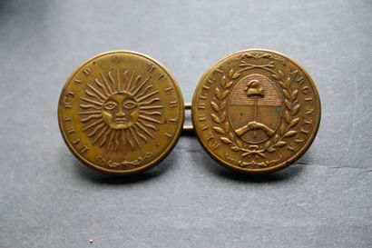 Various foreign countries - Lot of buttons...
