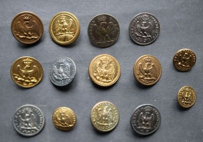 Empire - Lot of buttons including: imperial...