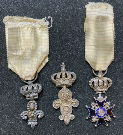Décoration du Lys, 1814, lot de trois: deux...