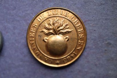 Artillery and miscellaneous - Lot of buttons...