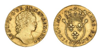 LOUIS XV (1715-1774)
Louis d'or aux insignes,...