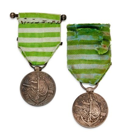 Two medals from Madagascar, 1895, 2nd expedition...
