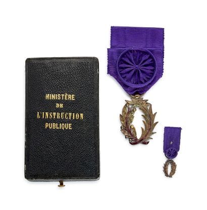 France - Academic Palms, Officer's insignia...