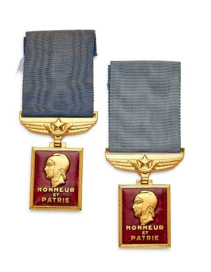 Two Aeronautics Medals, 1945, in gilded bronze...