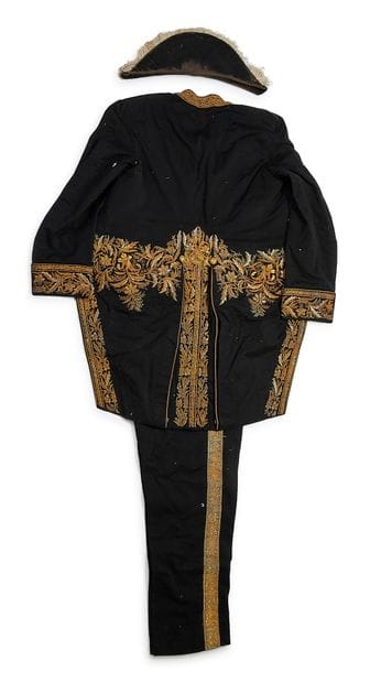 Ensemble de grande tenue d'un ambassadeur...