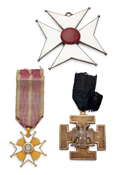 Franc-Maçonnerie - Lot de trois bijoux d'inspiration...