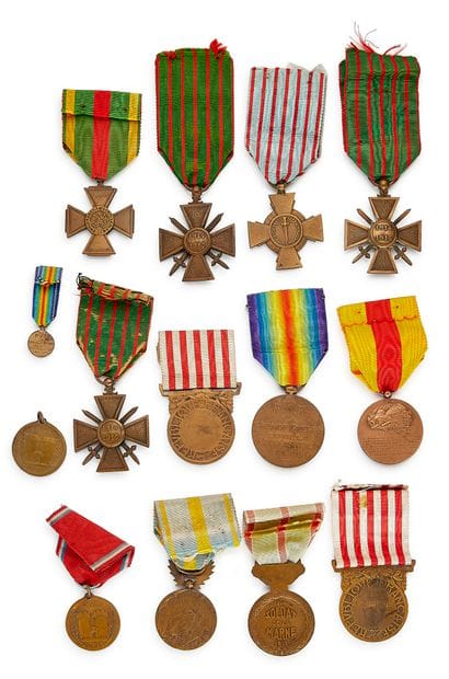 World War I - Set of fourteen bronze medals,...
