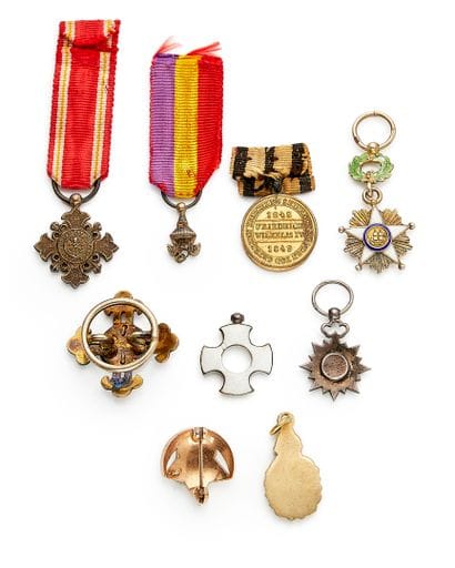 Foreign Countries - Set of five miniatures:...