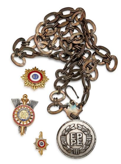 Four official insignia: a Fifth Republic...