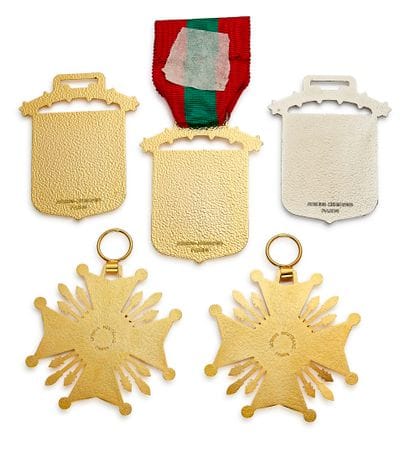 Guinée équatoriale - Lot de cinq : deux bijoux...