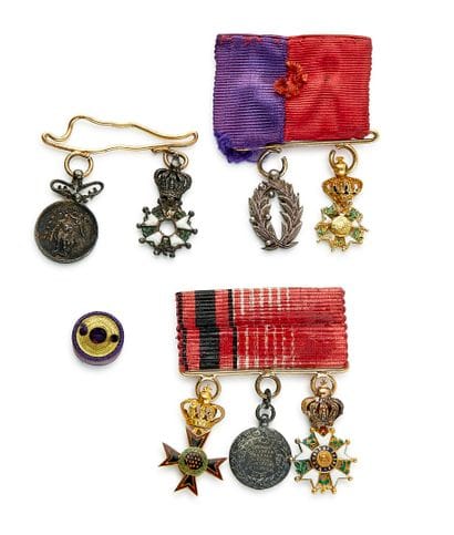 Second Empire, lot de sept miniatures réparties...