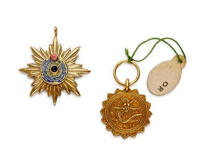 China, Empire - Two miniatures: Order of...