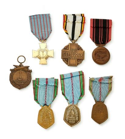 World War II - Set of seven standard-sized...