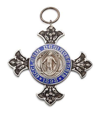 Dean's cross of the Chapter of Nîmes Cathedral,...