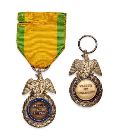 SECOND EMPIRE
Médaille militaire, deux médailles...