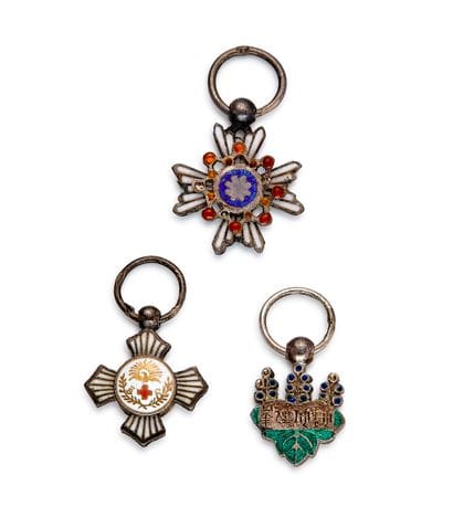Japan - Set of three vermeil and enamel miniatures:...