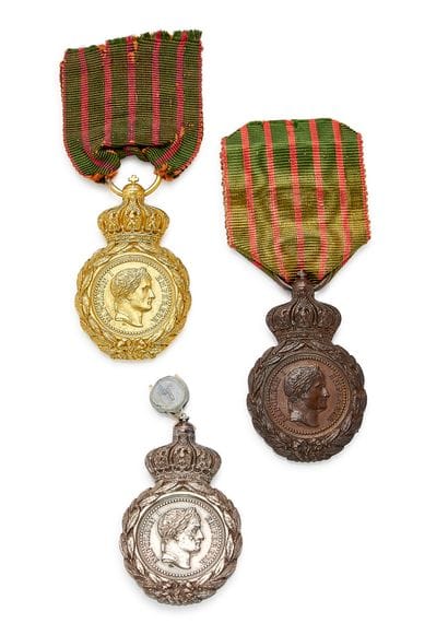 Médaille de Sainte-Hélène, créée en 1857...
