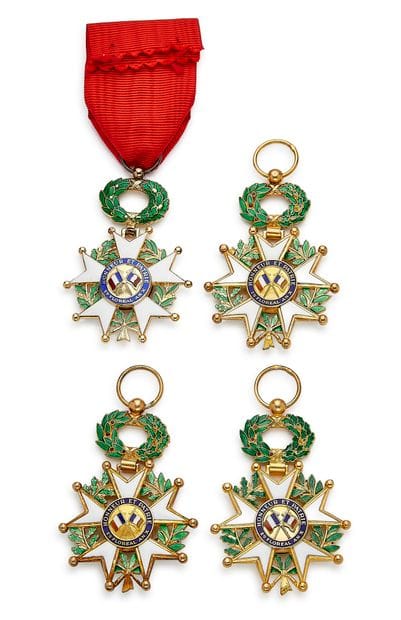 Légion d'honneur - Ve République, lot de...