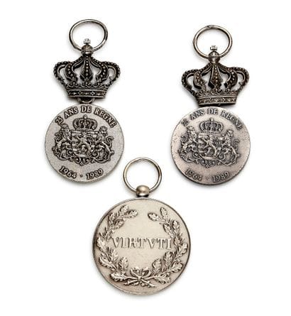 Luxembourg - Lot de trois médailles en bronze...