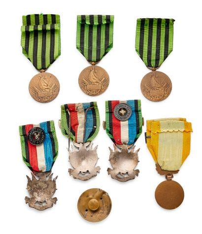 1870–1871 WAR
1870–1871 War - Set of eight:...