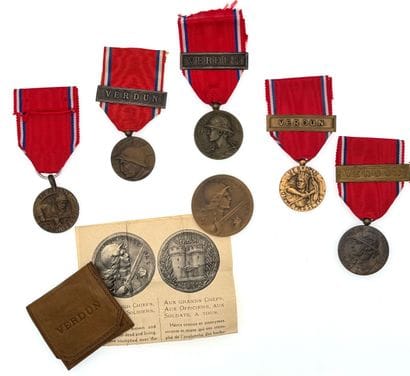 Première Guerre mondiale - Lot de six médailles...