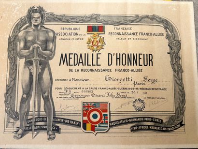 World War II - Set of eight patents and five...