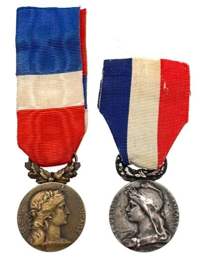 Ministère des Colonies - Lot of two medals...