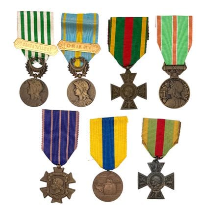 Première Guerre mondiale - Lot de sept médailles...