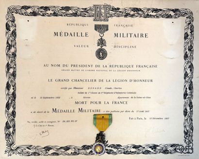 Médaille militaire lot de cinq diplômes :...