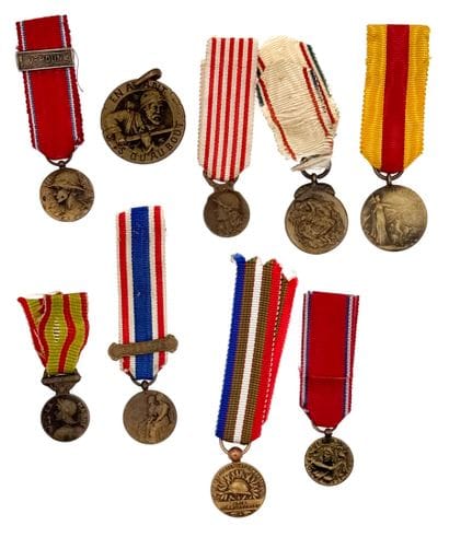 First World War - Lot of nine patinated bronze...